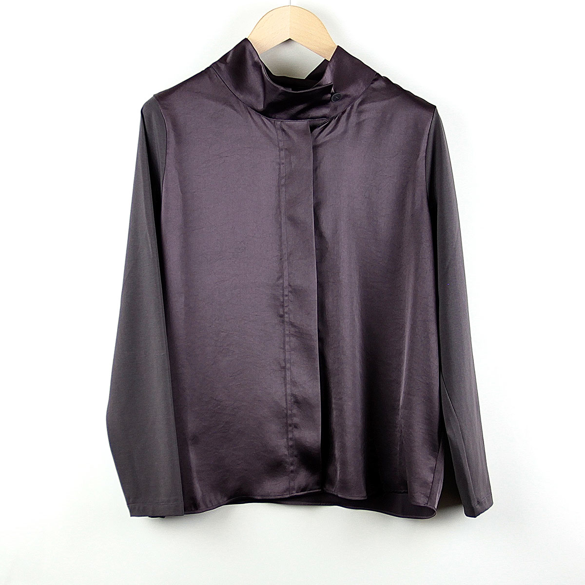 Ania Schierholt Oberteil Materialmix